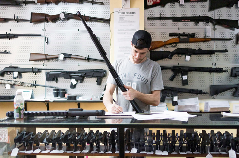 La Cámara Baja de EEUU apoya prohibir las armas de asalto