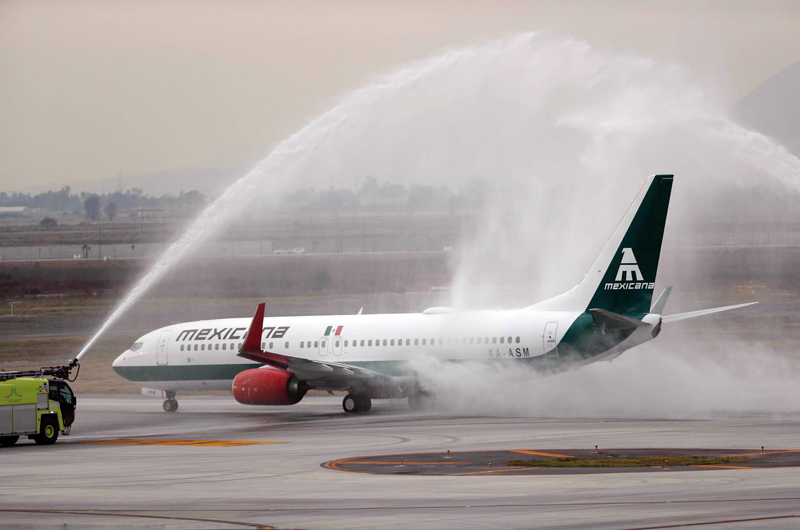 La aerolínea Mexicana de Aviación retoma el vuelo ahora en manos del Ejército