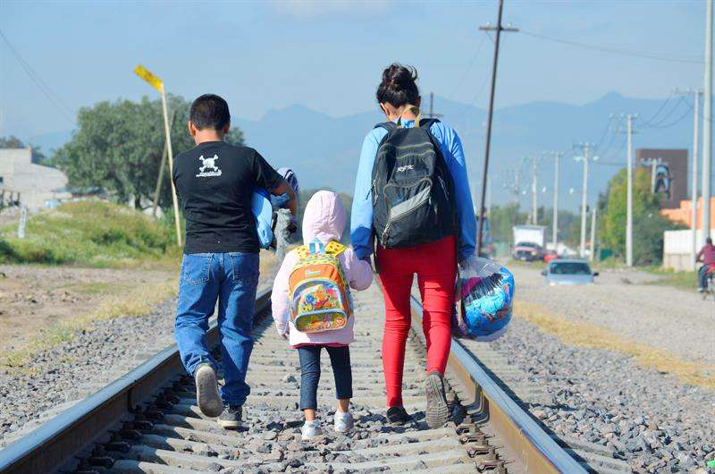 Urgen a crear políticas públicas para proteger a niños migrantes