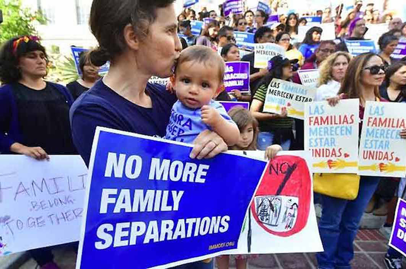 Evalúa Trump nuevo plan de separación de familias en la frontera
