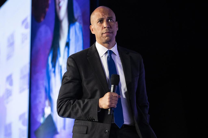 Booker no buscará candidatura presidencial demócrata