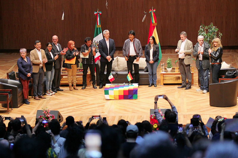 No nos perdonan nuestras políticas económicas: Evo Morales