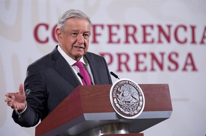 López Obrador, sin 