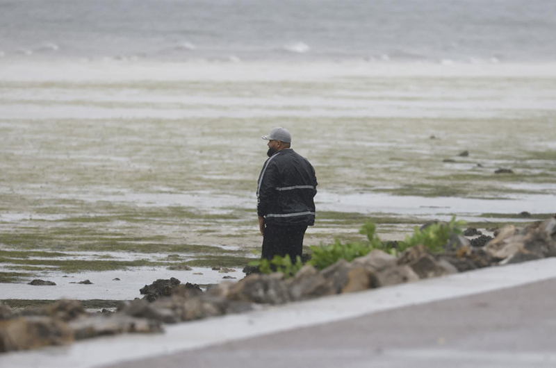 Hallan más cuerpos de víctimas de un naufragio en Florida en medio de Ian