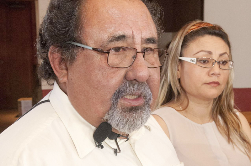 Congresista Rául Grijalva pide a Biden más fondos para atender crisis migratoria 