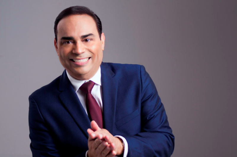 Gilberto Santa Rosa: La salsa vivió lo mismo que los urbanos con Latin Grammy