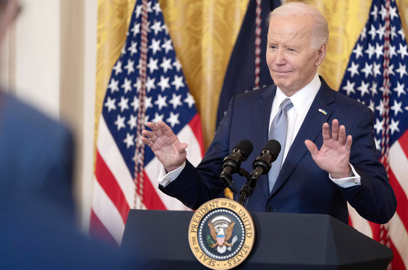 “Al partido de Trump le importan un comino los latinos”, dice la campaña de Biden