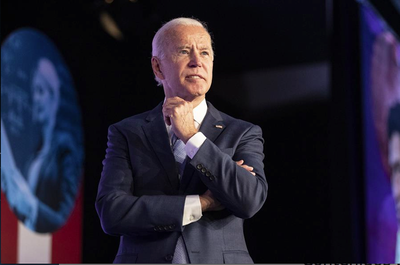 Latinos apoyan a Biden pero expertos señalan que hay mucho por hacer
