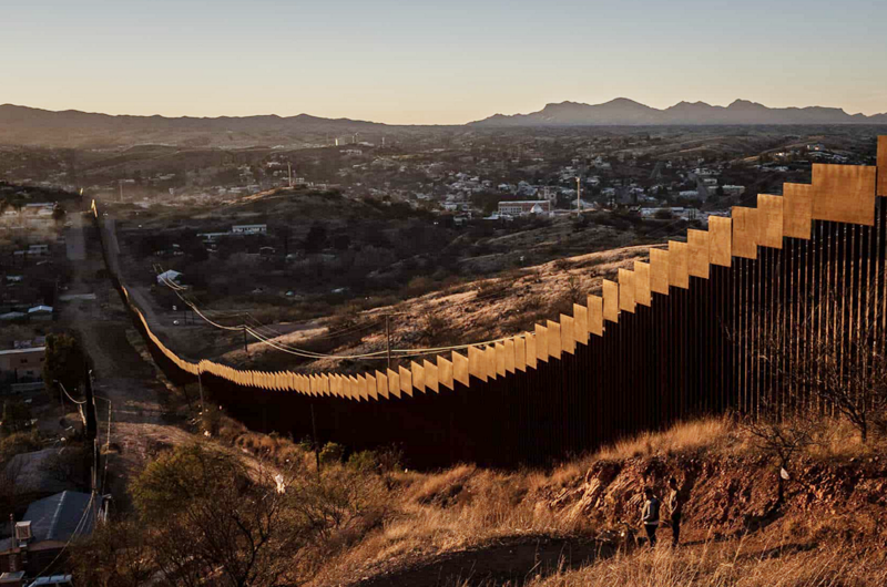 Muro en frontera sur de EUA aumentará la muerte de migrantes: informe