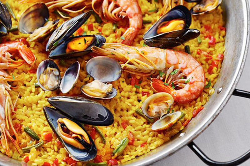 Paella, una suculenta forma de fusionar las culturas mexicana y española