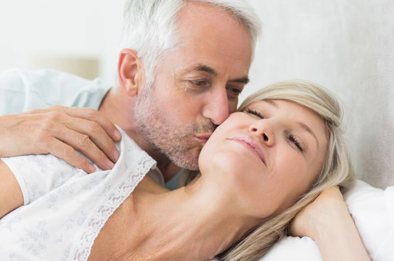 Durante la menopausia mujeres presentan pérdida de interés sexual 