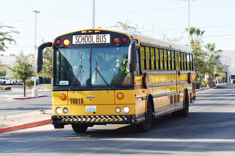 Por un aire más limpio... CCSD adquiere autobuses eléctricos