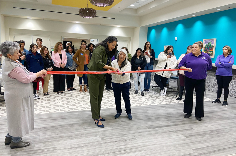 East Las Vegas Community Center... Cuando los ‘callejones’ se abrieron a todos