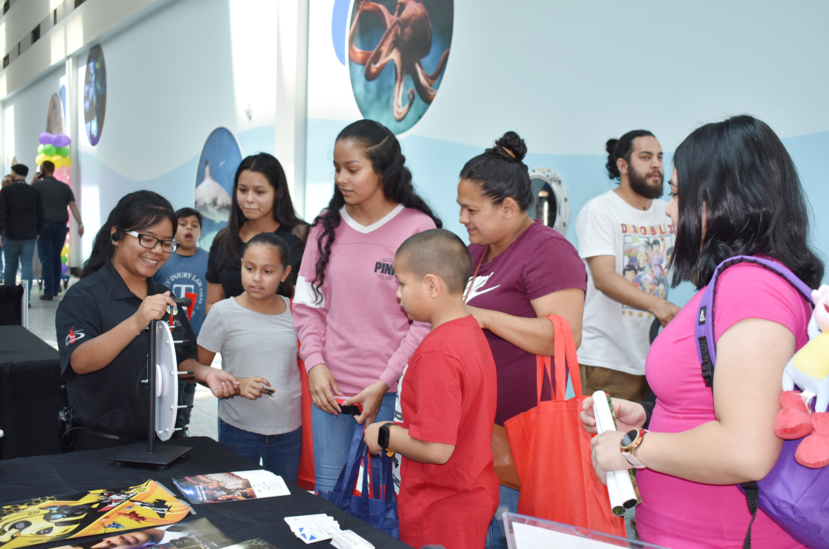 Feria La Oportunidad... una fiesta para la familia dentro del Boulevard Mall