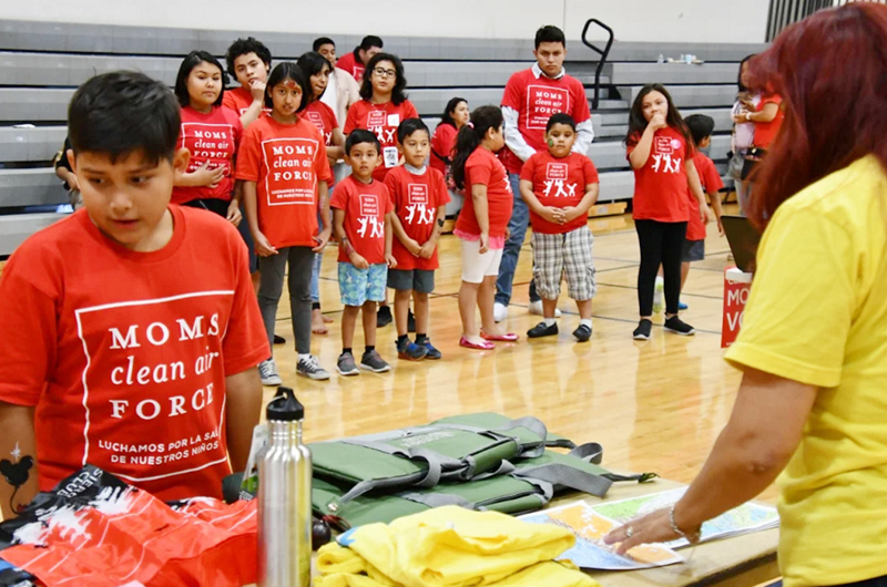 ‘Moms Clean Air Force’ ponen salud y cuidado del medio ambiente por delante