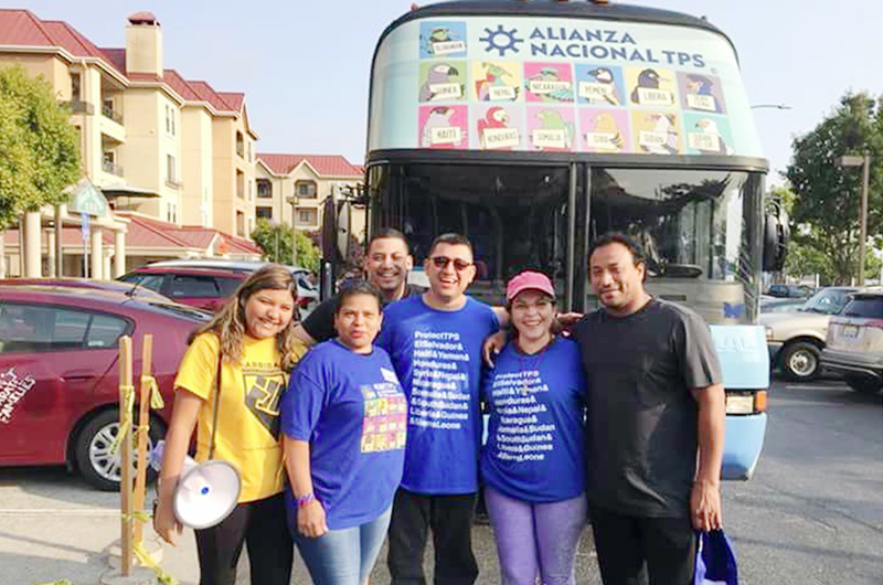 El optimismo viaja en autobús... Prosigue su recorrido caravana TPS