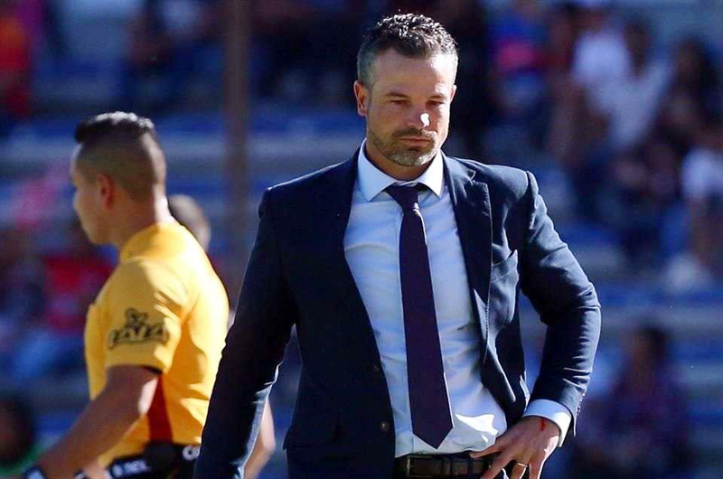 Querétaro despide al técnico Rafael Puente