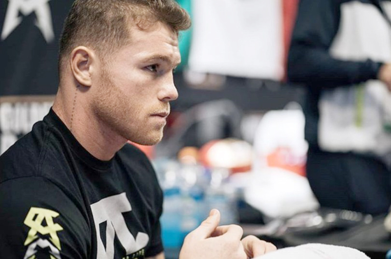 Entregó “Canelo” nuevo donativo para pelea contra COVID-19