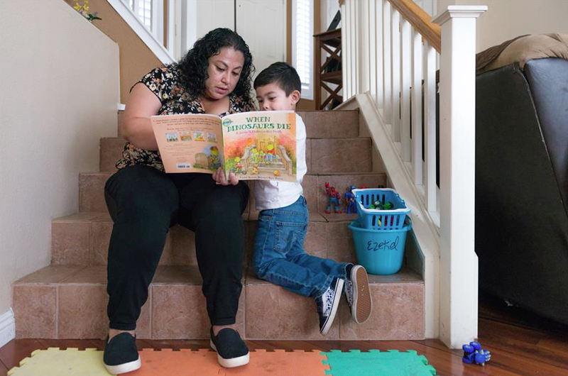 Para este enfermero latino, la vacuna contra la covid llegó demasiado tarde