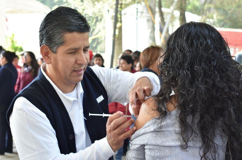 Llaman autoridades a vacunarse contra la influenza en Morelos
