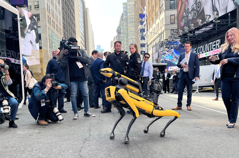 Nueva York presenta los nuevos robots que ayudarán a su policía a patrullar 