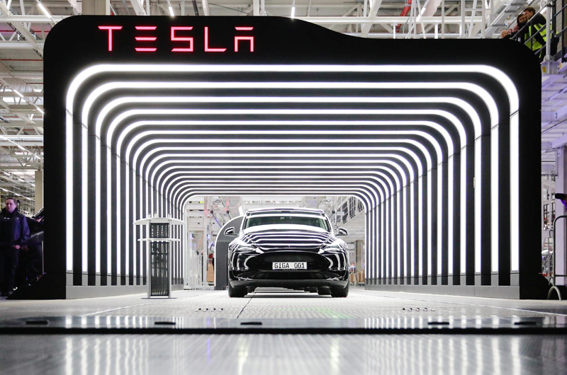 Un aumento de ingresos dispara los beneficios de Tesla hasta 3.318 millones