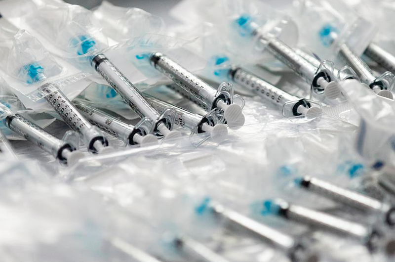 EEUU respalda la efectividad de la vacuna de una sola inyección de J&J