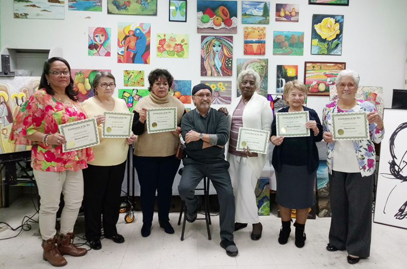 Premiaron a ganadoras del concurso de artes plásticas