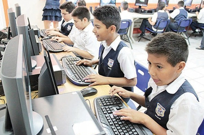 Sólo 12 por ciento de escuelas en México tienen Internet de banda ancha