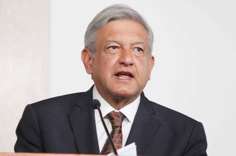 Ofrece López Obrador buscar más presupuesto para ciencia y tecnología