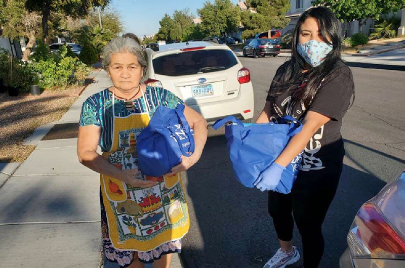 Despensas a domicilio para salvadoreños en el valle