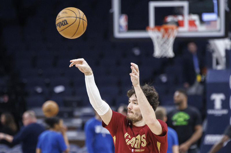 Un Osman de récord lidera a los Cavs ante unos Clippers sin estrellas