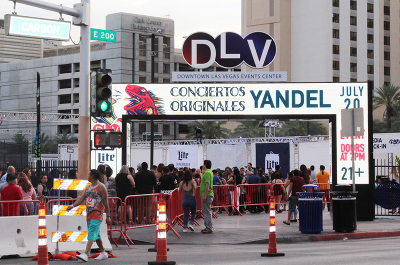 Durante concierto en Las Vegas habló Yandel de sus proyectos