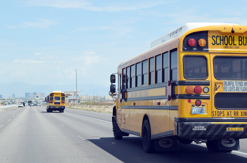 Regreso a la Escuela: Información de rutas de autobuses escolares disponible en línea