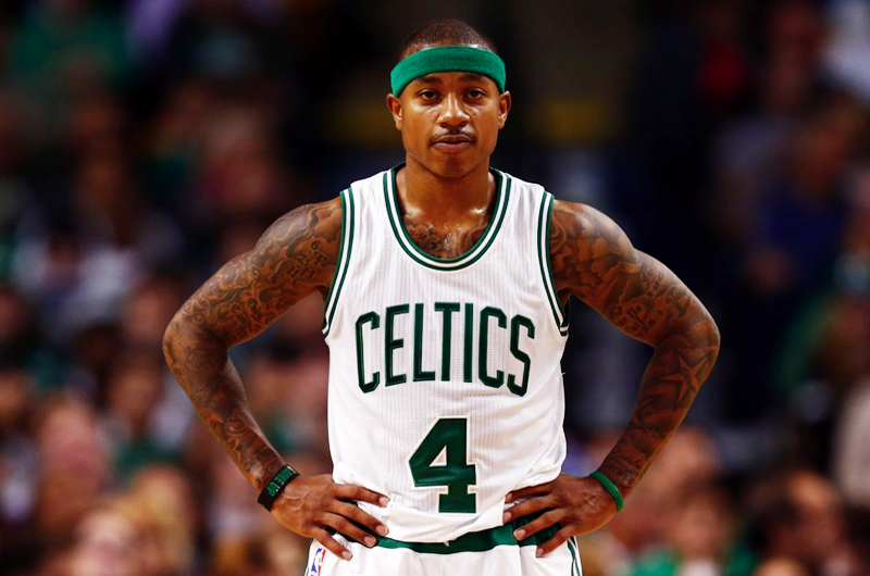Kyrie Irving llega a Celtics de Boston y Cleveland se queda con Isaiah Thomas