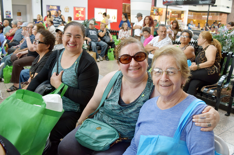 Segunda celebración: Festejaron a los “abuelitos” en su día