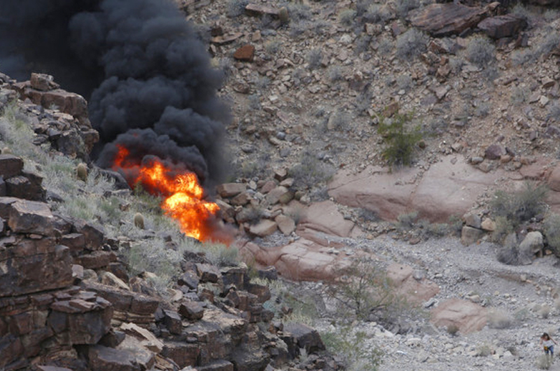 Mueren tres al caer un helicóptero en el Gran Cañón