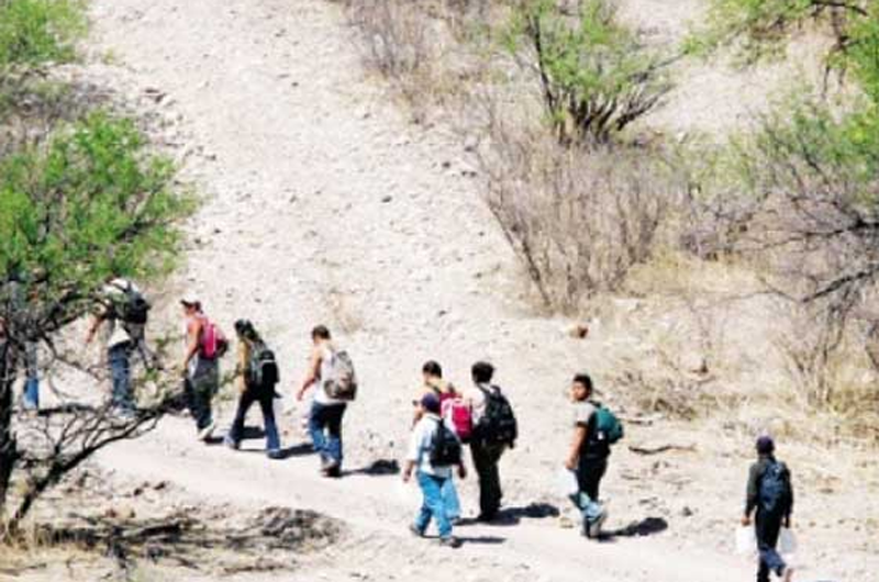 Considera migrante hondureño peor ingresar a EUA por desierto