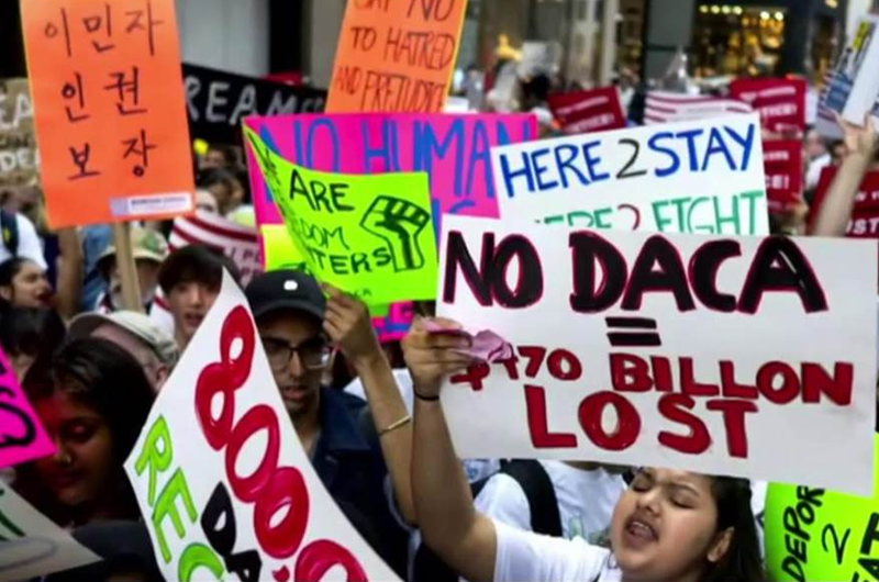 Texas y otros seis estados interponen nueva demanda para terminar DACA