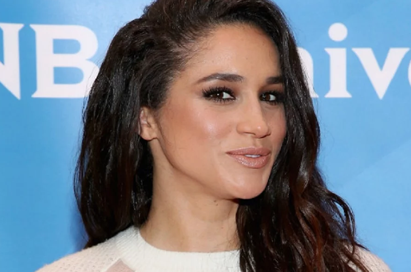 Me siento orgullosa de ser mujer y feminista: Meghan Markle