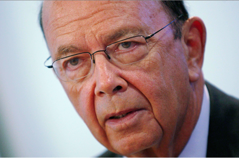 Wilbur Ross refuta haber ocultado reportes de sus negocios con rusos