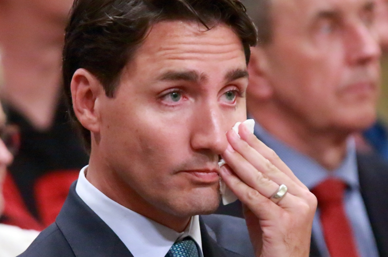 Vivir sin miedo, pide Trudeau a canadienses tras atropellamiento masivo