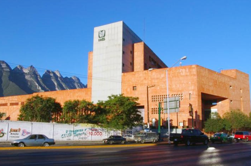 Trasplantan corazón e hígado en hospitales del IMSS en Nuevo León