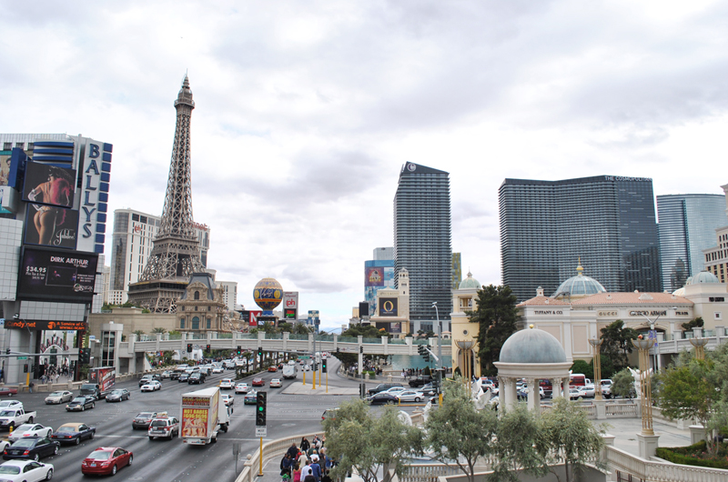 Lo de aquí... lo de allá: En Las Vegas hablar inglés