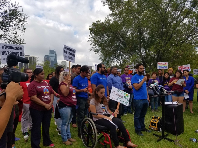 Celebran líderes y congresistas cinco años del programa DACA en EUA